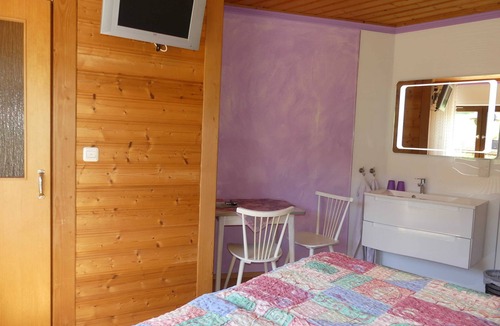 Obersensbach Bed & Breakfast | Double room 4 without balcony - Pension Holzerstube