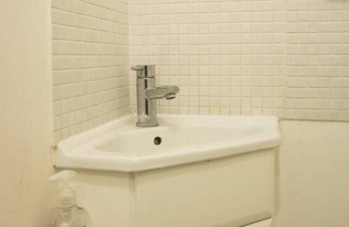 Ealing Common House | Double room in newly renovated house 35 mins to Central London