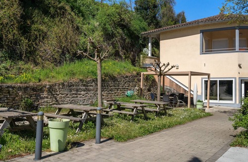 Bessenay Apartment | Double Room Nº203 Clos des Monts Lyonnais