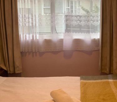 Bucklands Beach Bed & Breakfast | double room