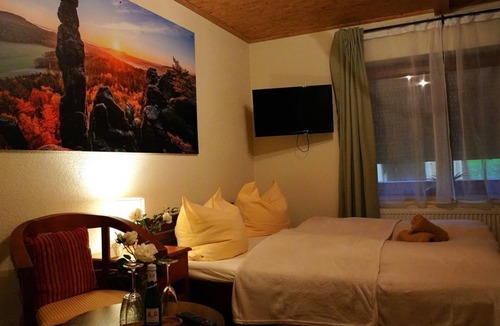 Gersdorf Bed & Breakfast | Double room PFAFFENSTEIN - WITH breakfast - Pension Zum historischen Kalkwerk
