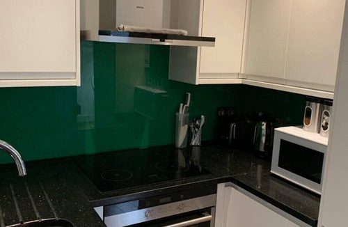 Camden Town Apartment | Double Room - Shared Bathroom - D-1&2 - G