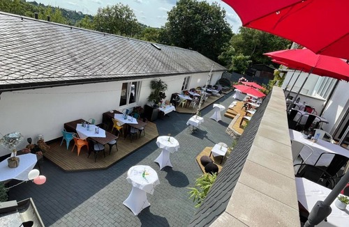 Idar-Oberstein House | Double room shower/bath/WC Deluxe - Berghotel Kristall