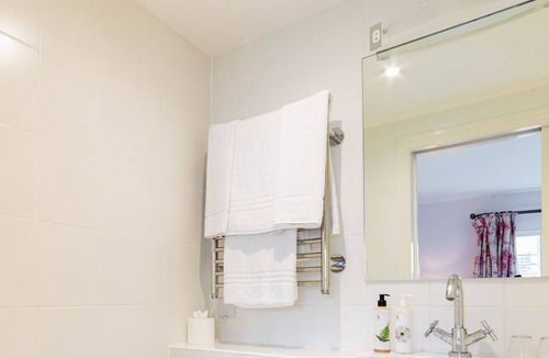 Hurstbourne Tarrant House | Double room-Standard-Ensuite with Shower