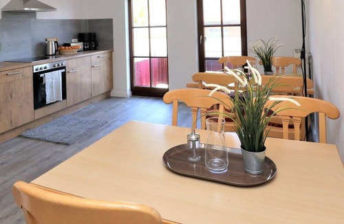 Ostseebad Wustrow Apartment | Double room with balcony and Bodden view directly at the harbor of Wustrow