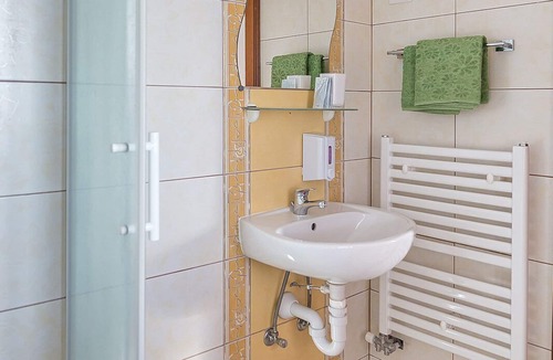 Gracisce House | Double room with external private bathroom and shared kitchen