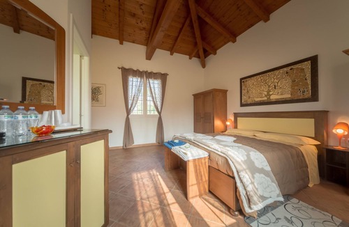 Castenaso House | Double room with private bathroom just a few minutes from Bologna