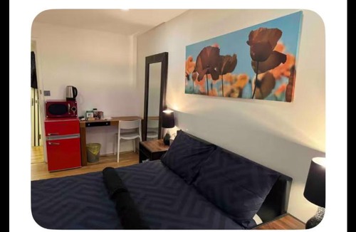 Hampstead House | Double room with shared bathroom