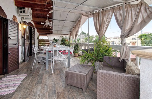 Montegrosso Apartment | Double Room with Wi-Fi and Air Conditioning in the Heart of Montegrosso