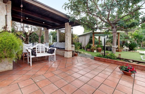 Montegrosso Apartment | Double Room with Wi-Fi and Air Conditioning in the Heart of Montegrosso