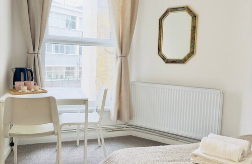 Old Street House | Double Shared Bathroom 1 Min to Old St station