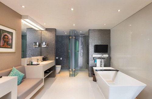 Seminyak Hotel | Double-Six Luxury Hotel