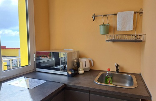 Estreito da Calheta Cabin | Double studio house, located in Faja da Ovelha close to Calheta's nature trails!