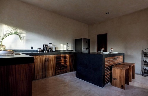 La Veleta House | Double Villa Oasis, 8 BR, 20 ppl, Pool, Concierge