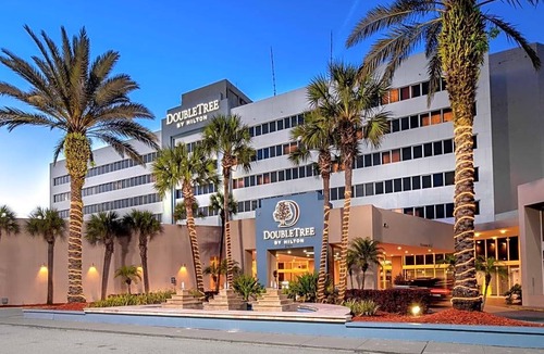 Northside Hotel | DoubleTree by Hilton Hotel Jacksonville Airport