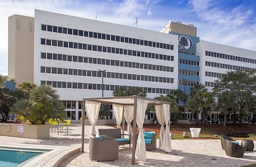 Northside Hotel | DoubleTree by Hilton Hotel Jacksonville Airport