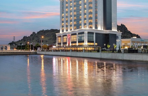 Afyonkarahisar Hotel | DoubleTree by Hilton Afyonkarahisar