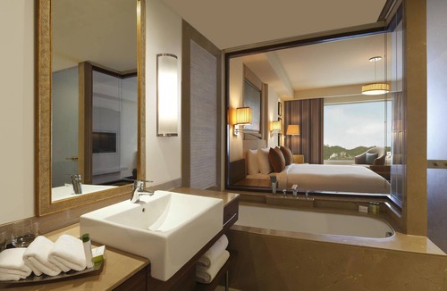 Basai Hotel | DoubleTree by Hilton Agra