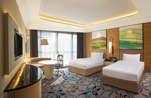 Ahmedabad Hotel | DoubleTree by Hilton Ahmedabad