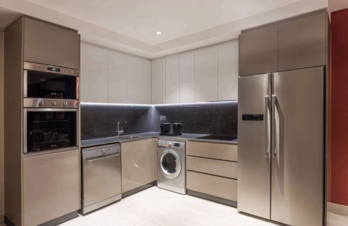 Amman Hotel | Doubletree By Hilton Amman Hotel & Residences