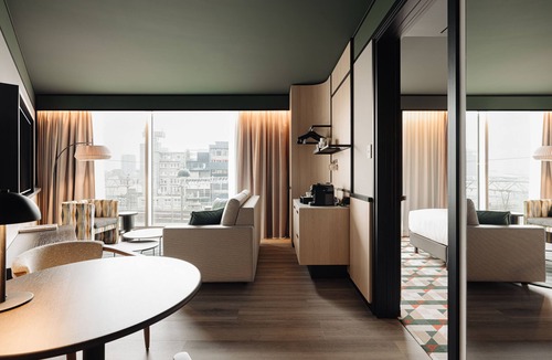 Nieuwmarkt en Lastage Hotel | DoubleTree by Hilton Amsterdam Centraal Station