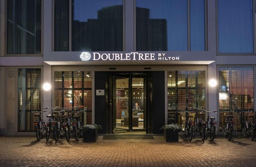 Amsterdam North Hotel | DoubleTree by Hilton Amsterdam - NDSM Wharf