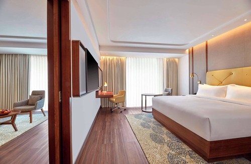 Brookefield Hotel | Doubletree By Hilton Bengaluru Whitefield