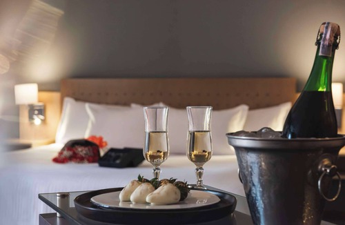 Chico Norte III Hotel | Doubletree By Hilton Bogota Calle 100,Co