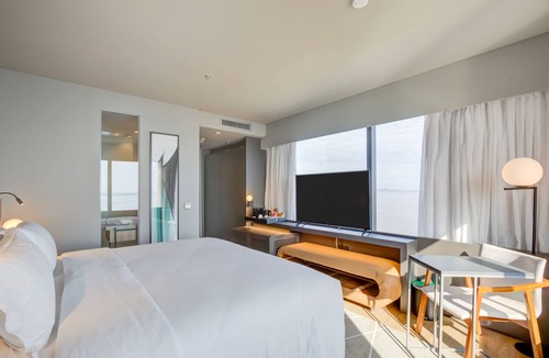 Cristal Hotel | DoubleTree by Hilton Porto Alegre