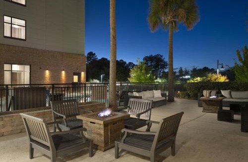 Charleston Hotel | DoubleTree by Hilton Charleston Riverview