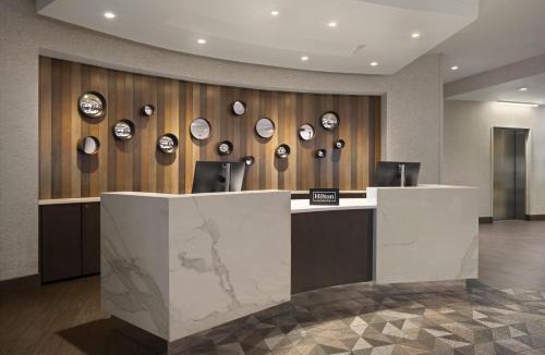 Charleston Hotel | DoubleTree by Hilton Charleston Riverview