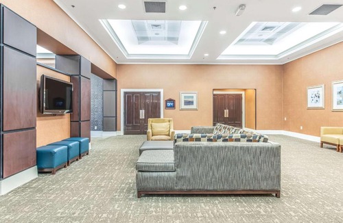 Columbus Hotel | DoubleTree by Hilton Columbus