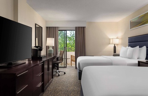 Seven Oaks Hotel | Doubletree by Hilton Columbia, SC
