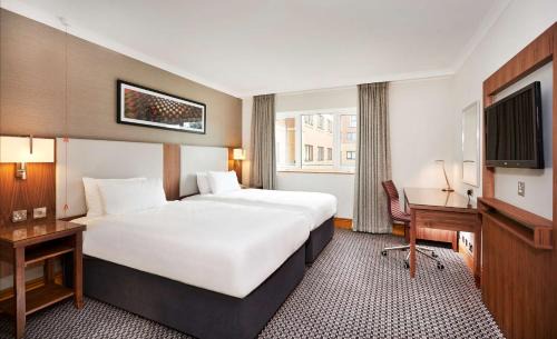 Gilmorton Hotel | DoubleTree by Hilton Coventry