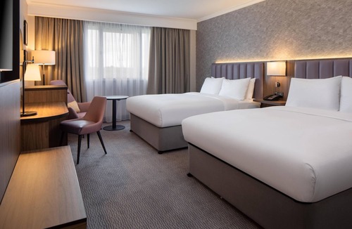 Stone Hotel | DoubleTree by Hilton Dartford Bridge