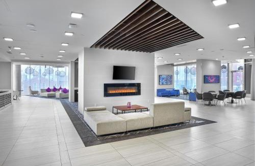 North Central Edmonton Hotel | DoubleTree by Hilton Edmonton Downtown
