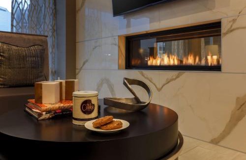 Evansville Hotel | DoubleTree by Hilton Evansville