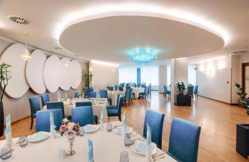 Old Town Hotel | DoubleTree by Hilton Hotel Cluj - City Plaza