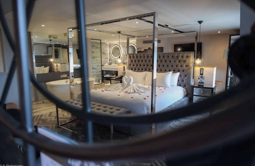 Claverham Hotel | DoubleTree by Hilton Hotel Bristol South - Cadbury House