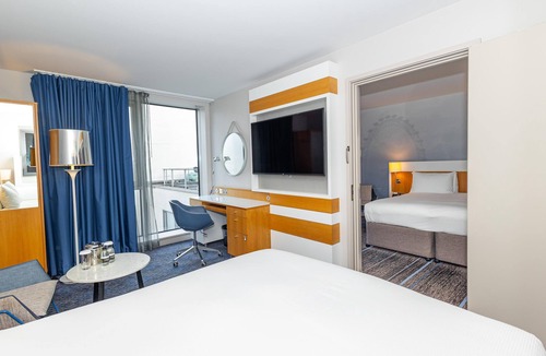 Tower Hill Hotel | DoubleTree by Hilton Hotel London -Tower of London