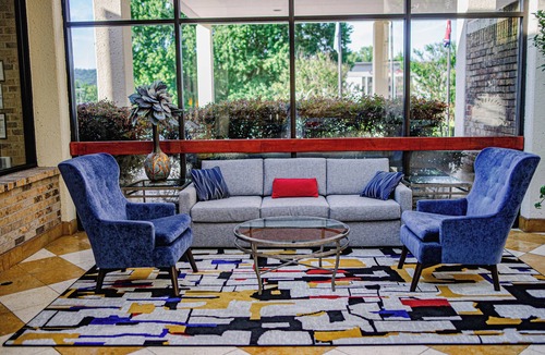 Oak Ridge Hotel | DoubleTree by Hilton Hotel Oak Ridge - Knoxville