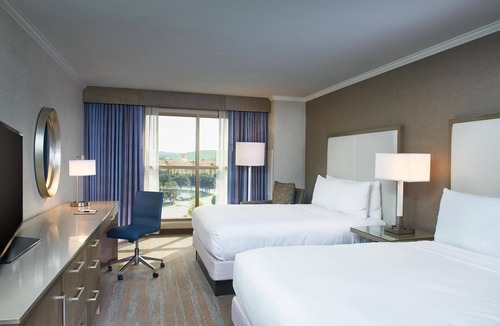 Irvine Hotel | DoubleTree by Hilton Irvine - Spectrum
