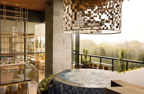 Ciputat Hotel | DoubleTree by Hilton Jakarta Bintaro Jaya