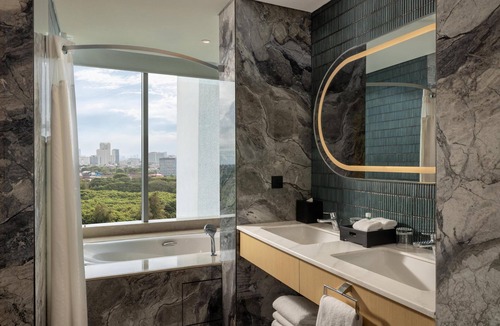 Old Jakarta Hotel | DoubleTree by Hilton Jakarta Kemayoran
