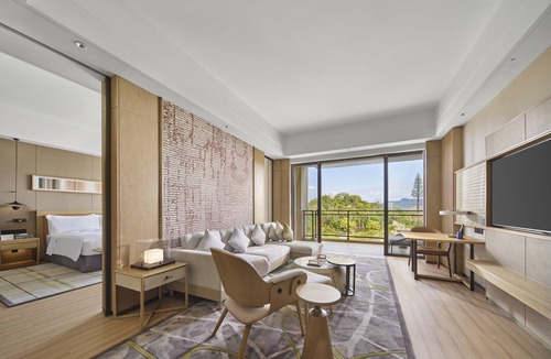 Lingshui Resort | DoubleTree by Hilton Lingshui Hot Spring