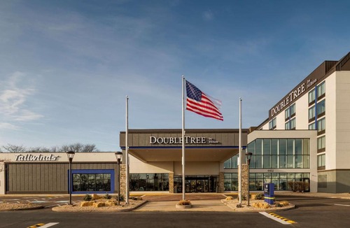 Madison Hotel | Doubletree By Hilton Madison East
