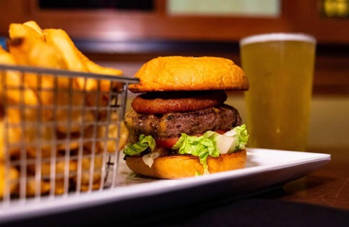 Norfolk Hotel | DoubleTree by Hilton Norfolk Airport