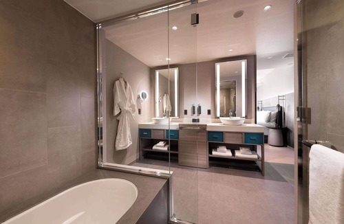 Otemae Hotel | DoubleTree by Hilton Osaka Castle