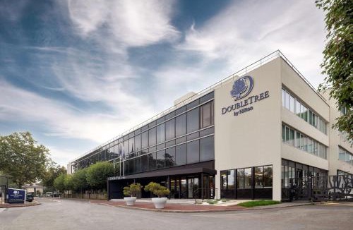 Bougival Hotel | DoubleTree by Hilton Paris Bougival