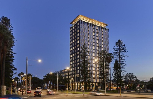 Perth Central Business District Hotel | Doubletree By Hilton Perth Waterfront